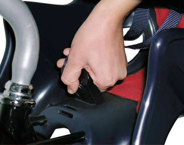 decje-sediste-Bellelli-Pepe-Clamp-Fit2